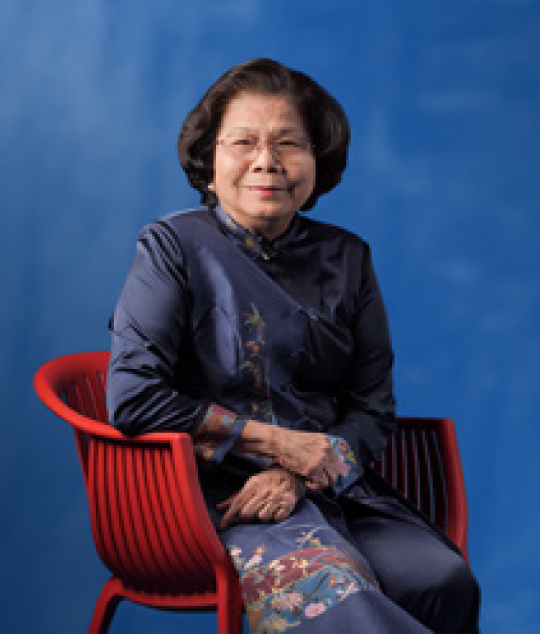 Bà Vũ Kim Hạnh
